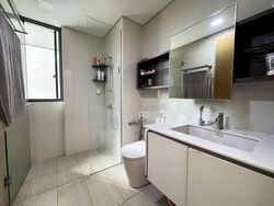 Lakeville (D22), Condominium #621769371